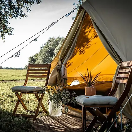 Wpark Glamping Οργανωμένο κάμπινγκ Poltsamaa